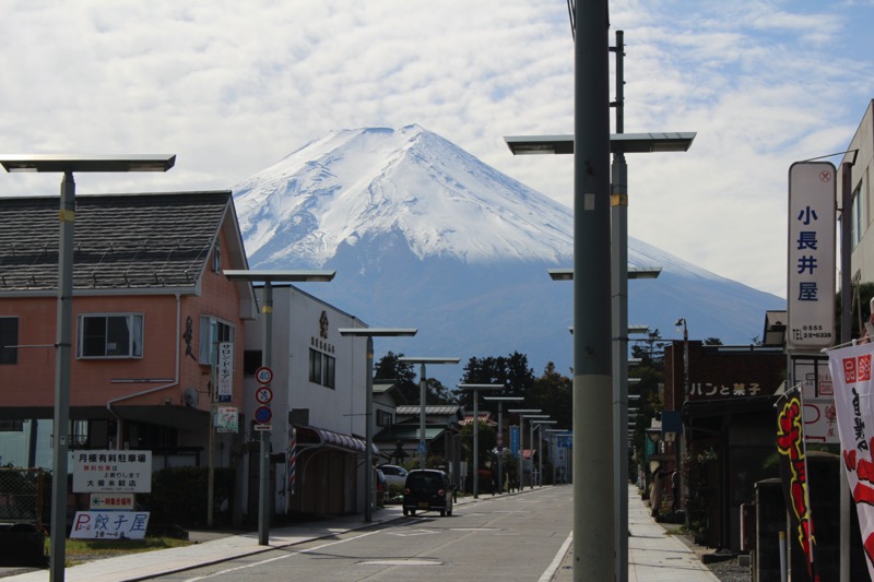 小長井屋と富士山